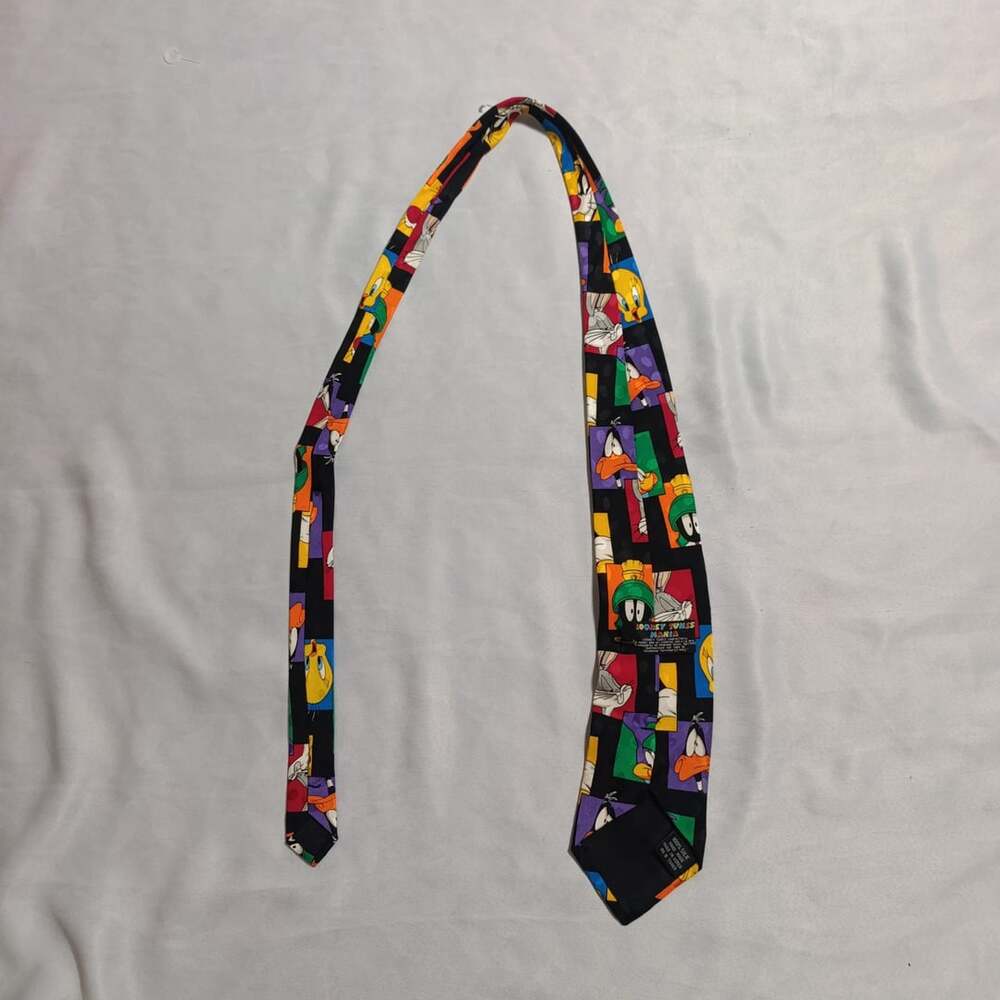 Looney Tunes Mania Silk Tie Multi Color Cartoons Vintage